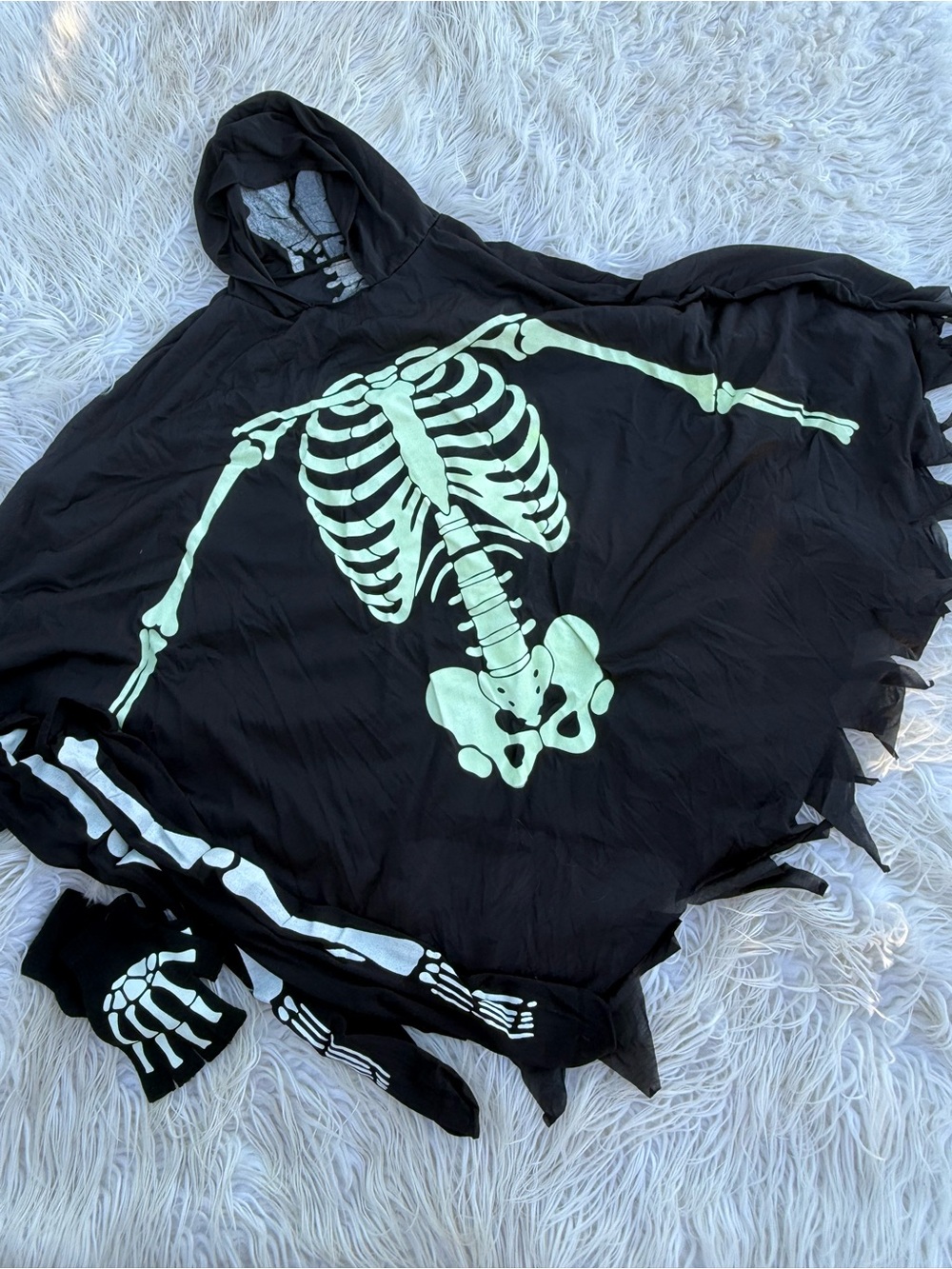 Adults glow the the dark skeleton poncho costume (B5)